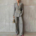 Conjunto sastre pata de gallo con blazer y pantalón
