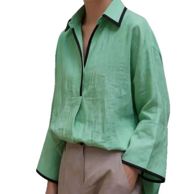 Blusa con vivos en contraste