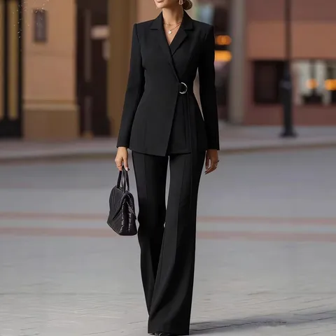 Conjunto sastre de chaqueta y pantalón