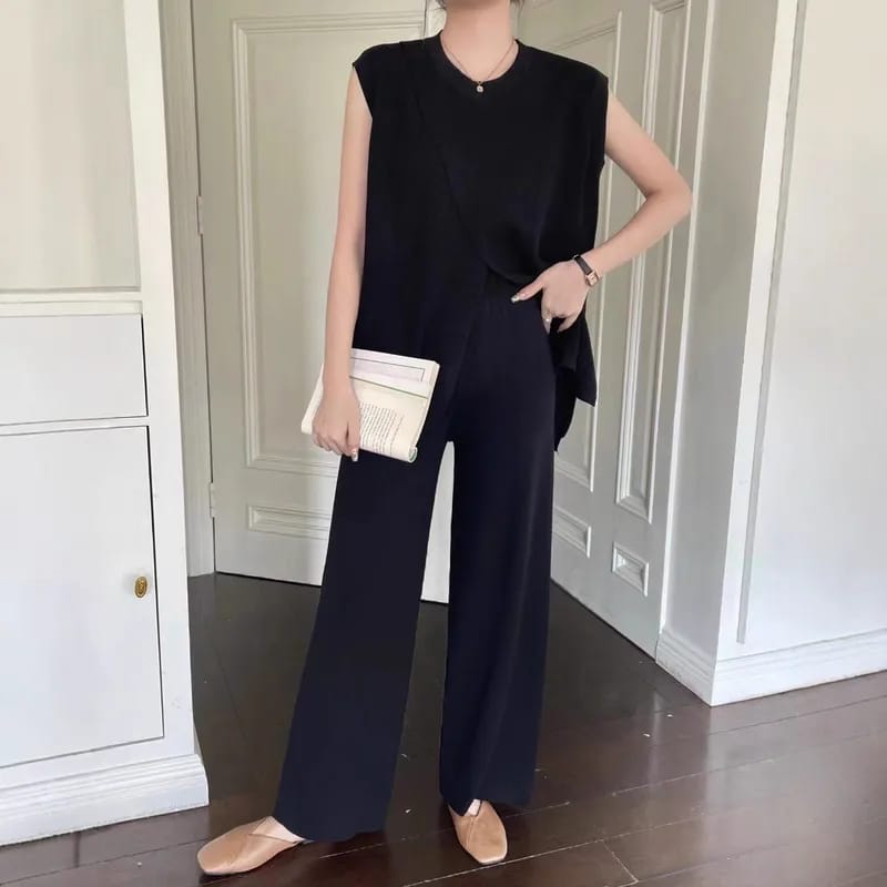 Conjunto fluido de top asimétrico y pantalón ancho
